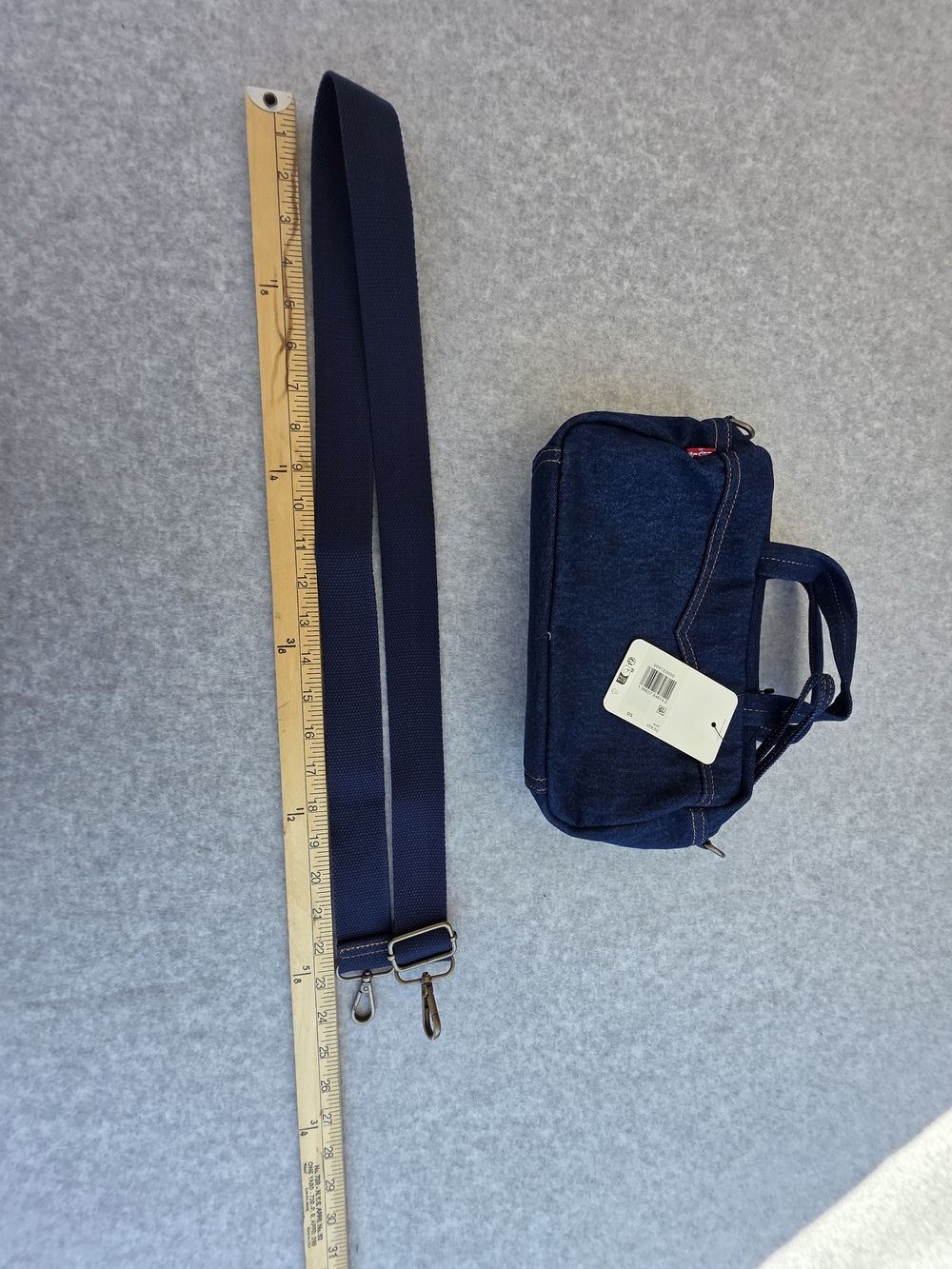 Levi's Women Presley Top Handle Bag in Dark Blue NWT - Picture 8 of 11